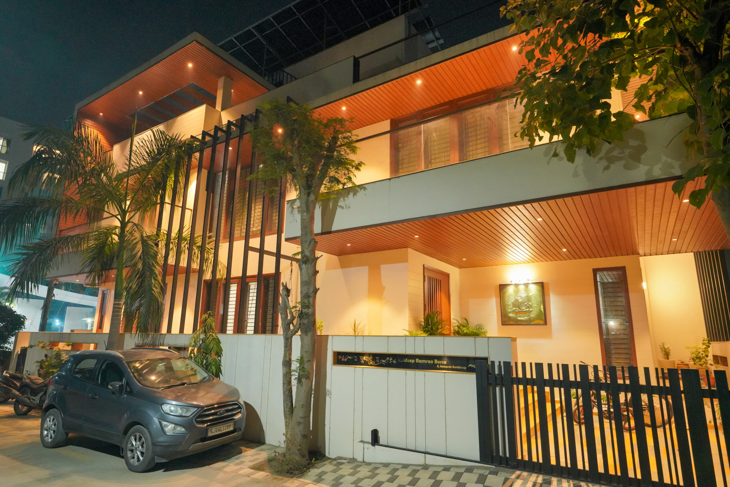 Contemporary Bungalow in Vadodara